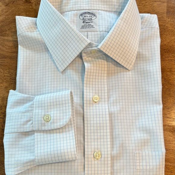 Brooks Brother Classic Button Down Mens Shirt Size 16 1/2 - 34 Blue and White - Picture 4 of 13